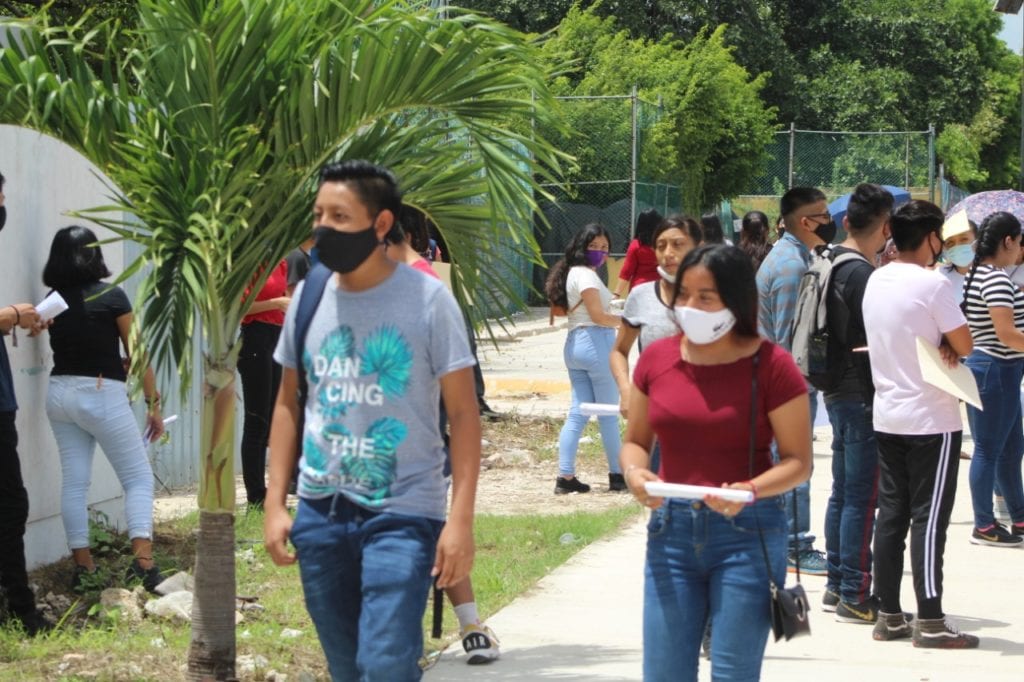 Las pruebas se aplicaron de manera presencial, con medidas de sana distancia y con solo diez alumnos por aula.