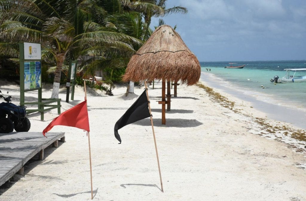 La semana del 31 de agosto al 6 de septiembre, Puerto Morelos, como todo el estado, continuará en semáforo epidemiológico naranja debido a que las estadísticas de la Secretaría de Salud registraron en fechas recientes un repunte del número de contagios, por ello no se avanzó al amarillo.