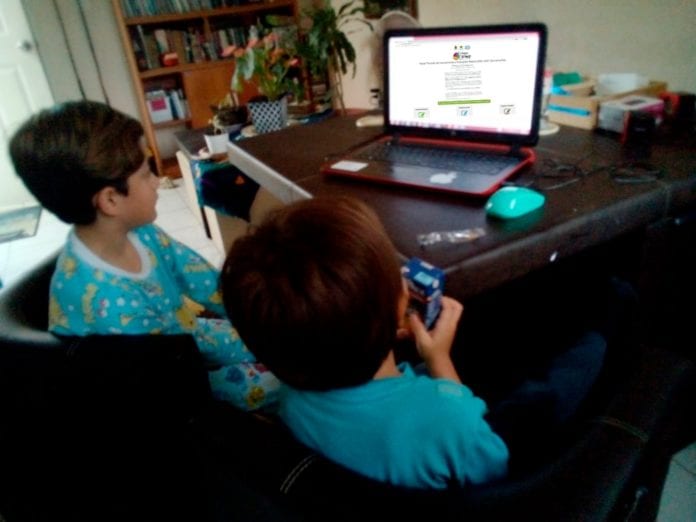 Mañana inicia el nuevo ciclo escolar implementado por la SEP y aún hay padres de familia que requieren inscribir o cambiar a su hijos de escuela, así que el Gobierno de Solidaridad ha informado cómo serán estos procesos, pues se extendió el periodo de inscripciones.