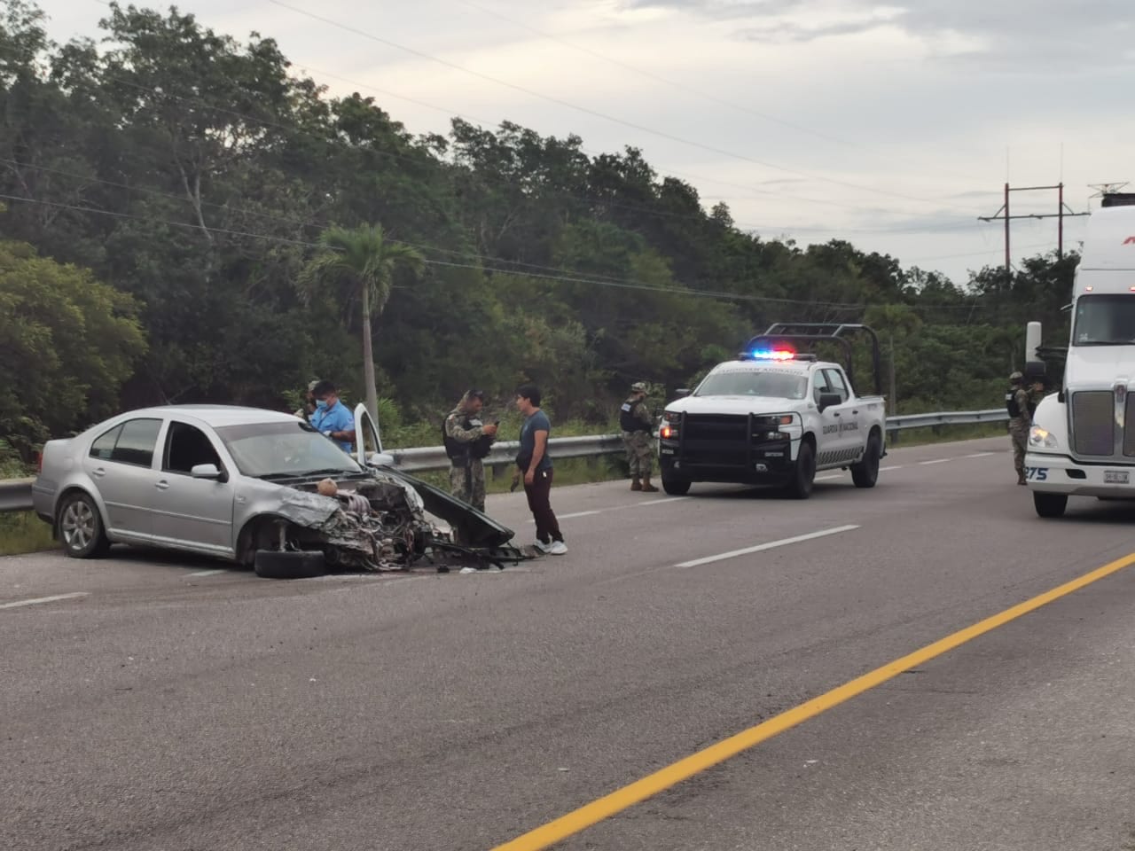 Accidente pone en riesgo embarazo de seis meses