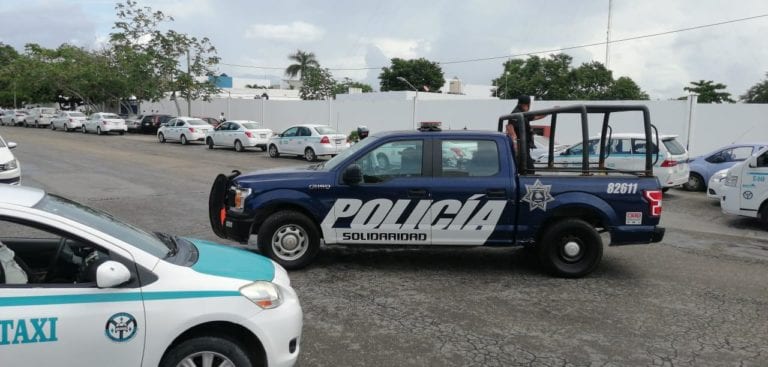 Logran taxistas liberación de compañeros que agredieron a turista