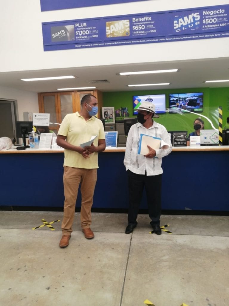 protesta en Sams de Playa del Carmen 