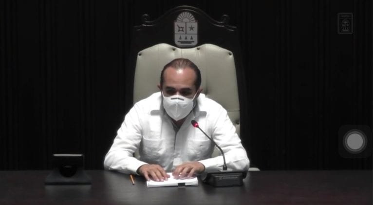 El Diputado José Luis Guillén lamentó la falta de quórum en el Congreso de Quintana Roo, para votar por el dictamen de reformas a la Ley contra violencia política de género que impulsa, motivo por el que invitó a las mujeres a manifestarse y exigir que trabajen los Legisladores.