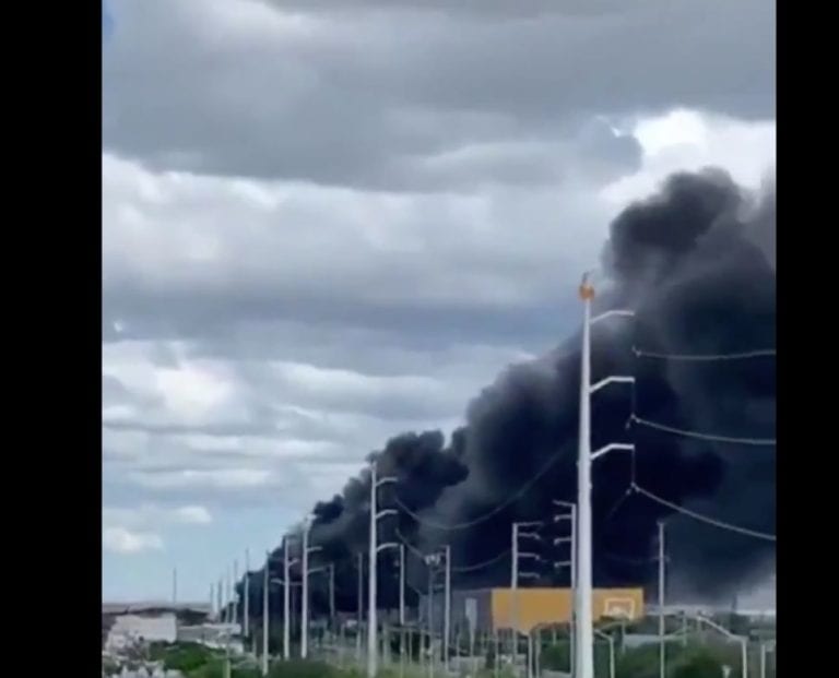 Video: Choca pipa contra tren en San Nicolás, Nuevo León