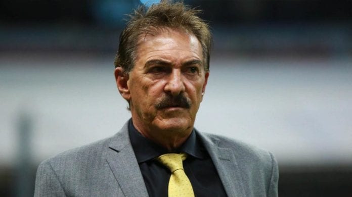 Ricardo La Volpe podría ir a la cárcel; se ha reactivado el caso en su contra por acoso sexual