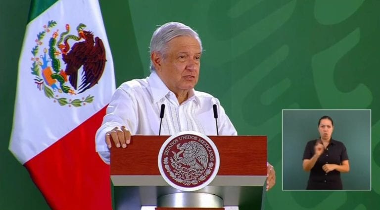 AMLO dio a conocer que se guardará un minuto de silencio diario por las víctimas de Covid-19