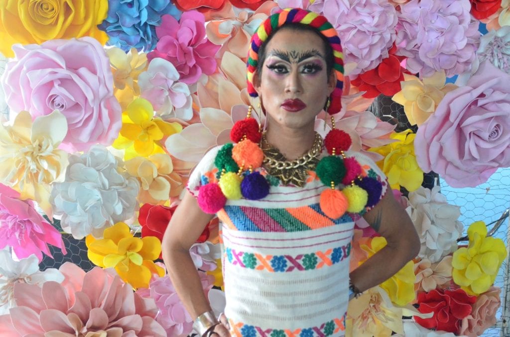 Si eres orgullosamente guerrerense, conoces a alguien que lo es o simplemente eres fanático de los colores, sabores y tradiciones de este estado repleto de riqueza cultural, no te puedes perder del Primer Festival del Orgullo Guerrerense, que llegará a Playa del Carmen.