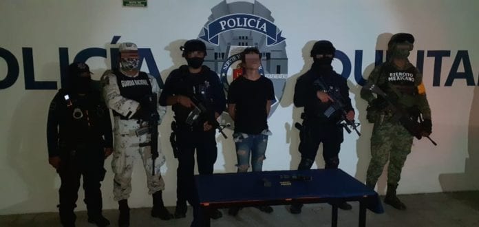 detenido con arma en Playa del Carmen