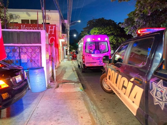 Una mujer de unos 45 años de edad que trabajaba como sexoservidora fue asesinada al interior de una cuartería en la colonia Centro.