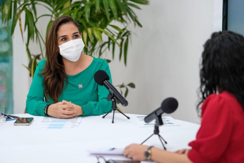 La Primera Autoridad Municipal, señaló que en los últimos meses, mediante el programa de “Protección y Conservación de las Tortugas Marinas”, no solo se han resguardado un millón 169 mil 651 huevos de tortuga, sino también se ha logrado la liberación de 414 mil 516 crías en las costas cancunenses.