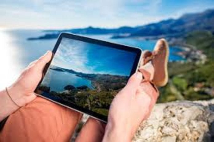 Hasta el pasado jueves 17, la “Primera Edición del Tianguis Turístico Digital” que se llevará a cabo desde el miércoles 23 hasta el jueves 24 de septiembre, se cuantificó la participación de 45 países, 1 mil 964 compradores inscritos, 20 mil 838 citas de negocios, con 1 mil 185 empresas y confirmaron 217 expositores, según dio a conocer el Secretario de Turismo (Sectur), Miguel Torruco Marqués.