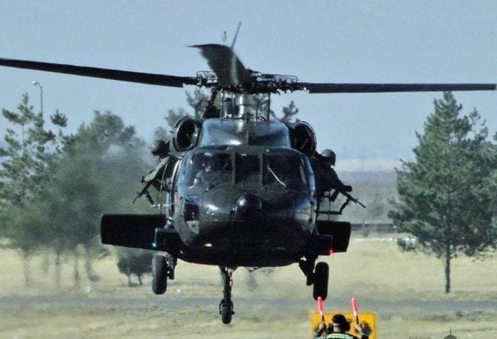 Conoce a la capitana mexicana que puede volar un helicóptero Blackhawk