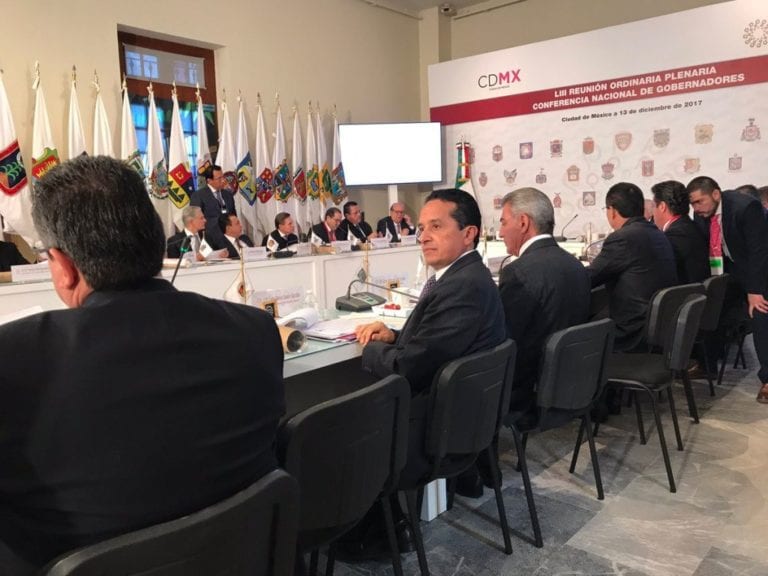 Carlos Joaquín no es parte del bloque de gobernadores que planea salir de la Conago, confirma el vocero estatal