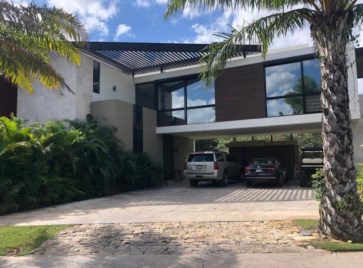Roban casa en una de las residencias más exclusivas y seguras de México: Country Club Yucatán