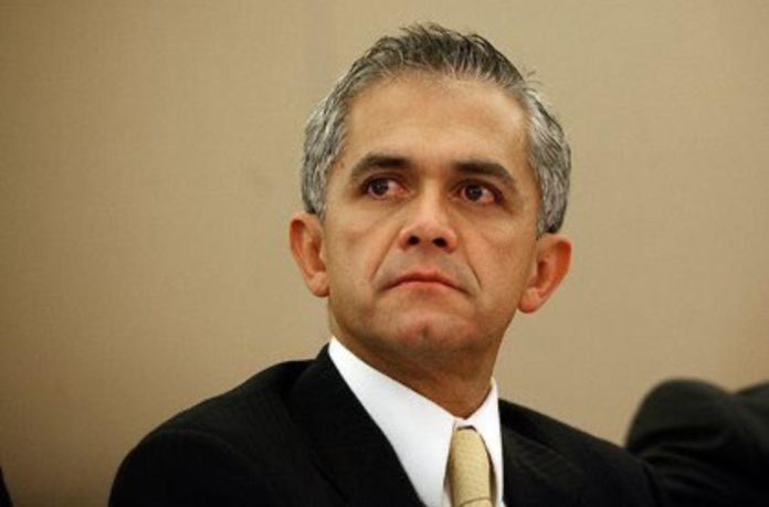 Inhabilitan a Mancera por un año en la Ciudad de México