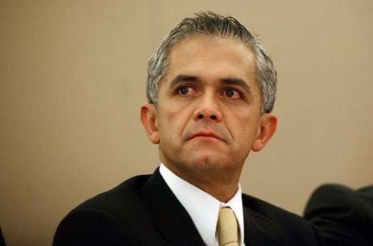 Inhabilitan a Mancera por un año en la Ciudad de México