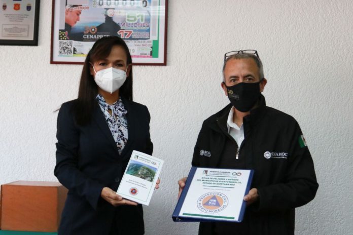 Laura Fernández presentó en la Ciudad de México en Atlas de Riesgo de Puerto Morelos