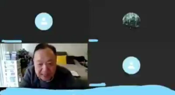 Un maestro de la UNAM es exhibido por hacer comentarios misóginos en plena clase