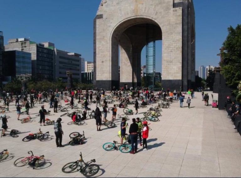 Con #LutoCiclista protestan por muertes en la Cdmx