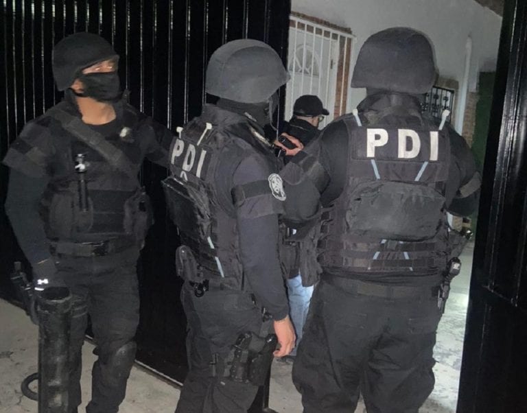 Luego de ser robados hace cuatro días en la Ciudad de México, autoridades han recuperado 20 aparatos de diálisis, que están valuadas en más de cinco millones de pesos.