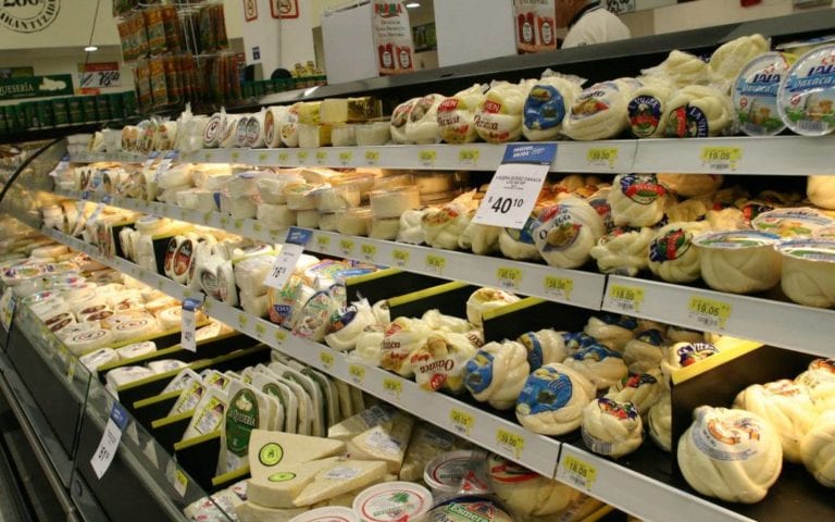 Hoy regresan a tiendas quesos y yogures suspendidos por Profeco