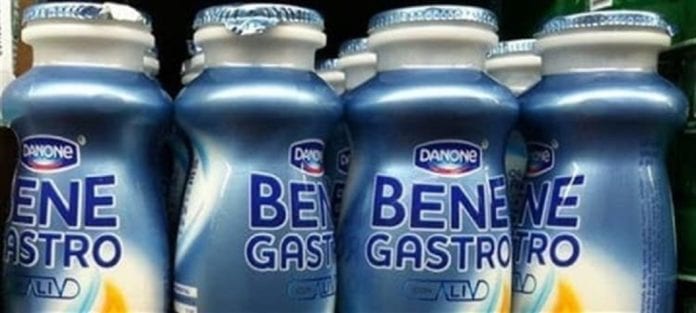 Luego de que la Secretaría de Economía (SE), con la asistencia de la Procuraduría Federal del Consumidor (Profeco), anunciara la suspensión en la venta de diversos quesos y yogures, por engañar al consumidor, destaca que dos de las líneas de yogurt Danone, no tenían leche y contenían más azúcar que un refresco.