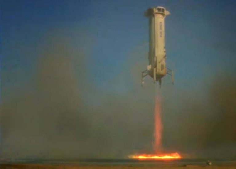 Ayer hicieron pruebas del cohete espacial propiedad del dueño de Amazon