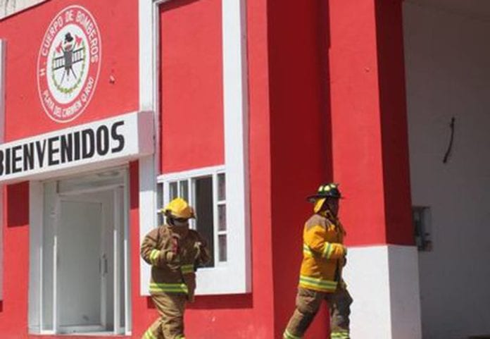 Reportaron un artefacto explosivo a las afueras de la estación central de Bomberos en Playa del Carmen.