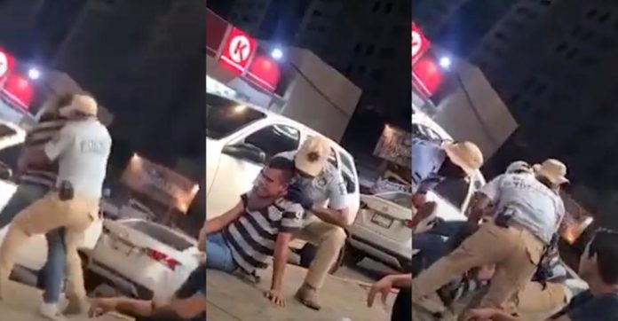 Un policía de Acapulco está siendo investigado por someter de manera violenta a un ciudadano