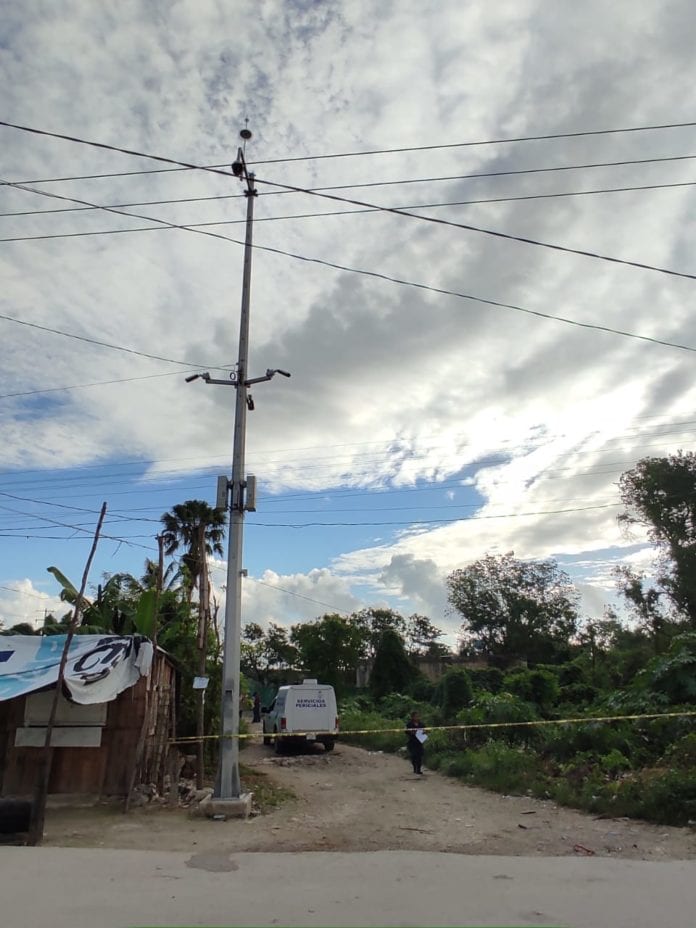 Luego del terrible hallazgo de dos mujeres que fallecieron presuntamente lapidadas en Cancún, autoridades han capturado a los supuestos responsables, gracias a las cámaras del C4 que lograron capturar sus rostros.