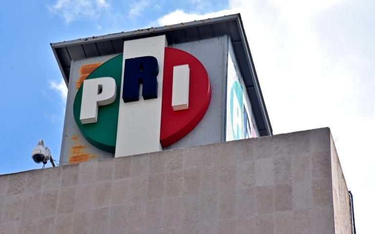 Multan con más de 84 millones de pesos al PRI por intentar vender datos en Mercado Libre