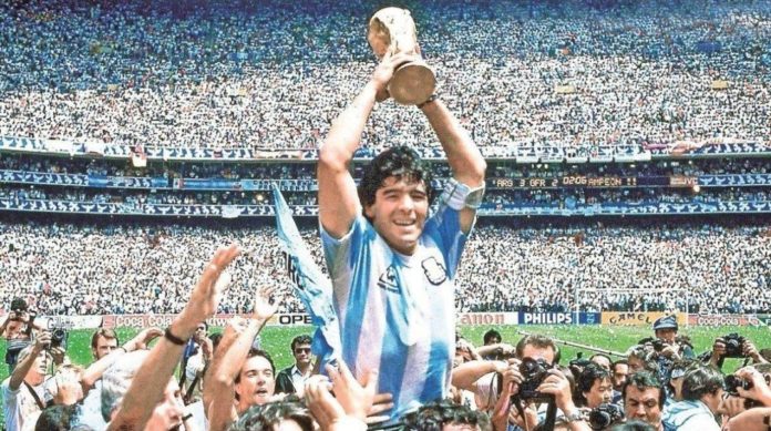 Disfruta de los mejores goles del argentino Diego Armando Maradona