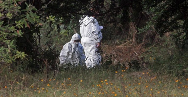 Más restos fueron hallados en otra fosa clandestina en Hermosillo, Sonora. Foto: Fernando Carranza García, Cuartoscuro