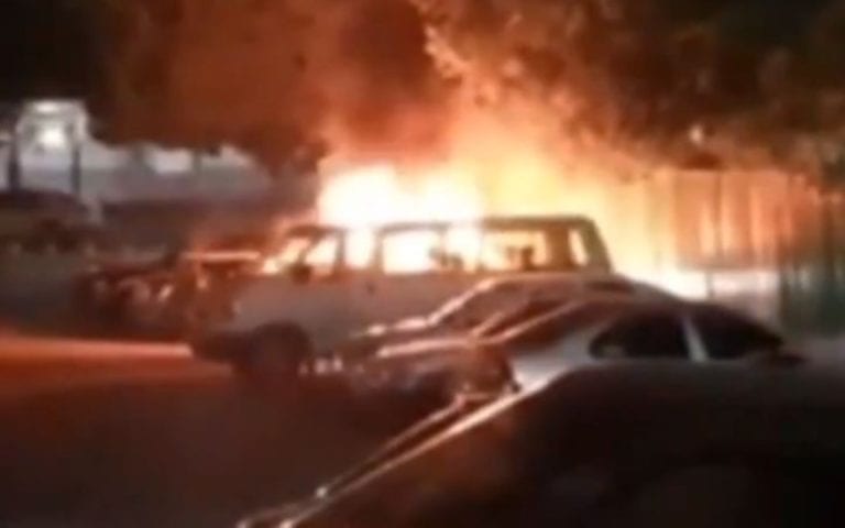 ¡Muere calcinado! Arrojan explosivos contra médico del IMSS en Morelos