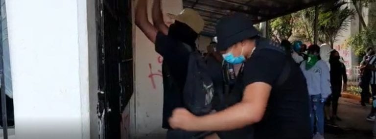 Video: Masculinos hicieron “lo que quisieron” en marcha feminista en Cancún