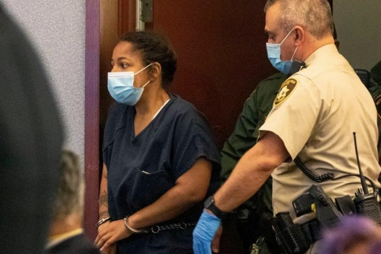 Madre asesina a sus dos hijas, quería vender sus órganos porque ‘valían mucho dinero’