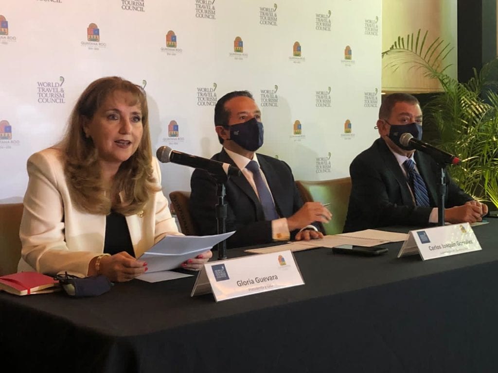 El gobernador de Quintana Roo y la presidenta del Consejo Mundial de Viajes y Turismo (WTTC) Gloria Guevara ofrecieron una rueda de prensa para dar a conocer los detalles de la vigésima edición de esta cumbre, que será presencial y virtual, al mismo tiempo.