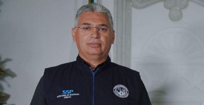 Con una larga trayectoria y bien comendado viene el nuevo titular de la SSP, en Quintana Roo, Lucio Hernández Gutiérrez, quien por su fuera poco está respaldado por el presidente Andrés Manuel López Obrador. 