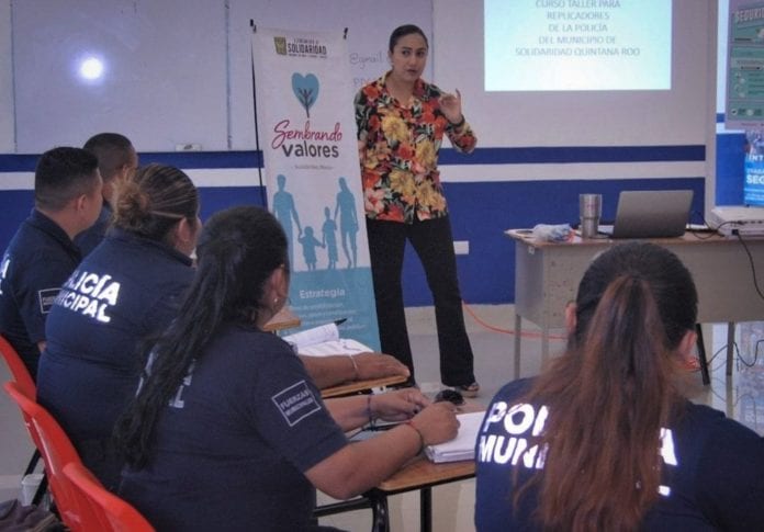 A través del Programa Sectorial 1.2 “Solidaridad Seguro para Niñas y las Mujeres”, impulsa la eliminación de las diferentes formas de discriminación y tipos de violencia por motivo de género.