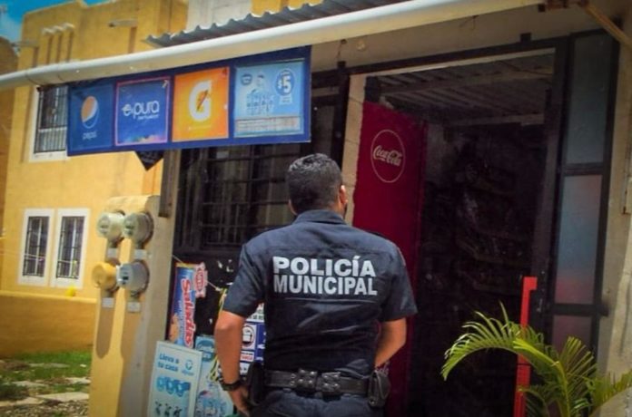 La Policía de Playa del Carmen se mantiene cercana a la población