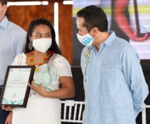 Carlos Joaquín afirmó que todavía hace falta trabajar mucho y hay que demostrarlo día tras día, con humildad, perseverancia, solidaridad, y nunca con soberbia.