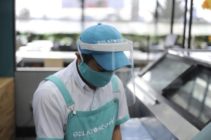 El Sistema de Apertura Rápida de Empresas (SARE) del Ayuntamiento de Benito Juárez será actualizado para facilitar la creación de más negocios y fuentes de empleo para los ciudadanos, luego de haber sido aprobada su renovación durante la Quincuagésima Segunda Sesión Ordinaria de Cabildo.