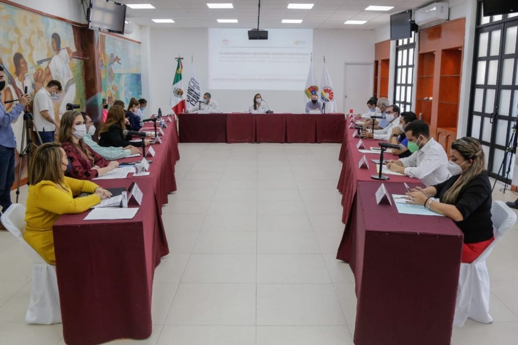 La Presidente Municipal Mara Lezama, quien encabezó la sesión, manifestó que Benito Juárez es un municipio vanguardista y siempre innovador, por lo que este instrumento servirá también para planear la reforestación de la ciudad en parques y banquetas con fauna nativa de fácil mantenimiento.