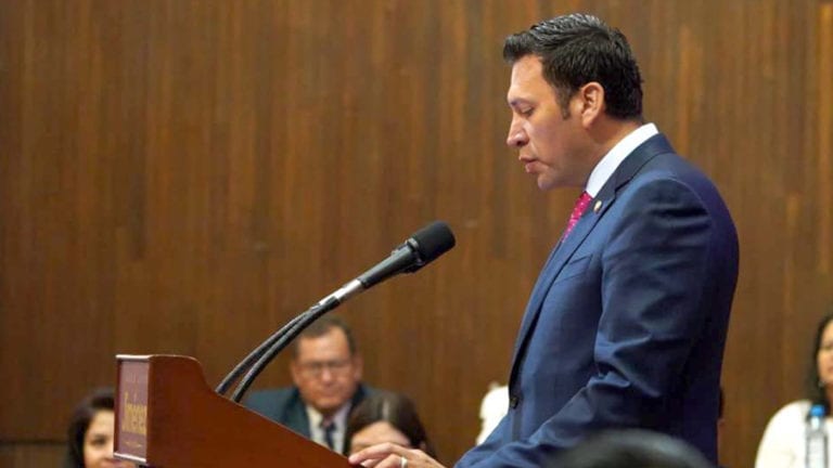 Foto: (La Fuente) El senador Juan Yáñez solicitó licencia para separarse de su curul con el fin de buscar ser el candidato de Morena a la gubernatura de Querétaro.