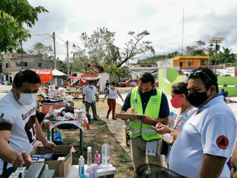 Autorizan apertura de tianguis en Puerto Morelos con estrictas medidas de control