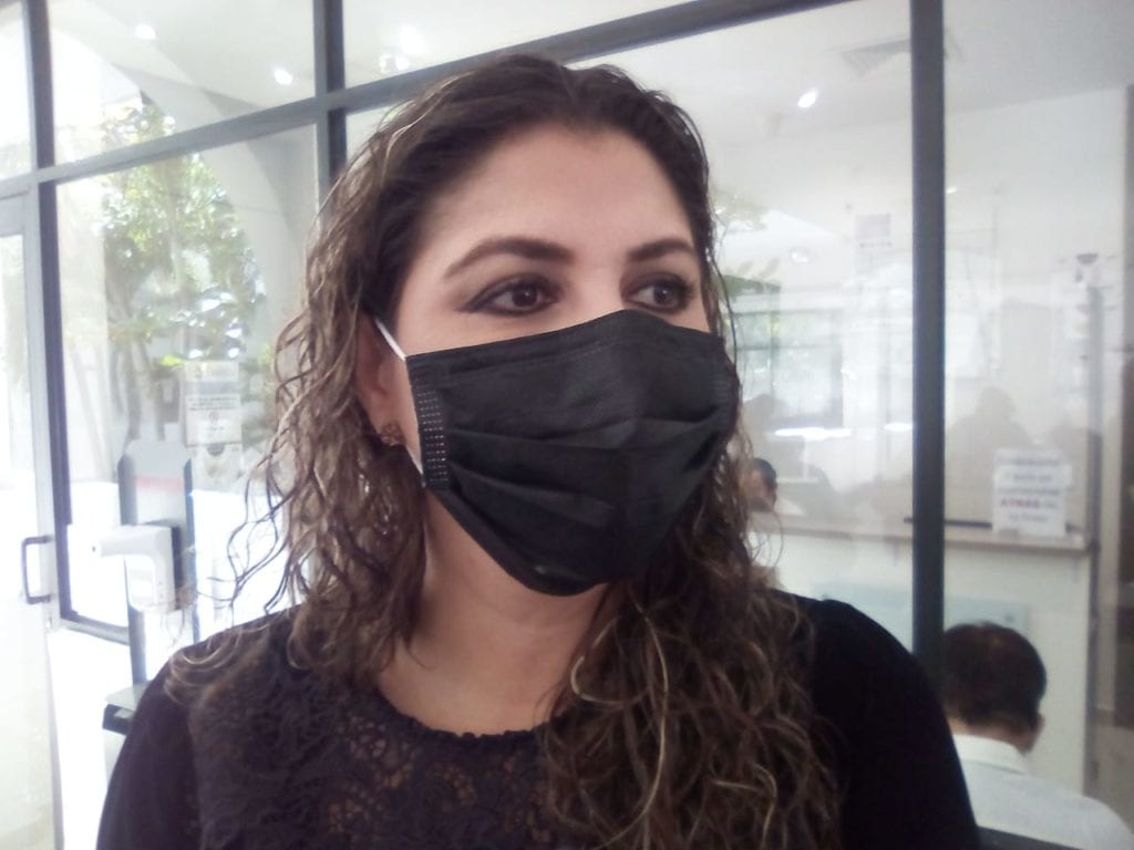 Si bien por temas legales el contrato temporal de recoja de basura, con la empresa “Red Ambiental” concluye este 31 de diciembre, le toca al consejo de Siresol expedir otro, a partir del 1 de enero, lo que significa que este servicio no será interrumpido ningún día, aclaró la secretaria general del Ayuntamiento de Benito Juárez, Flor Ruíz Cosío.