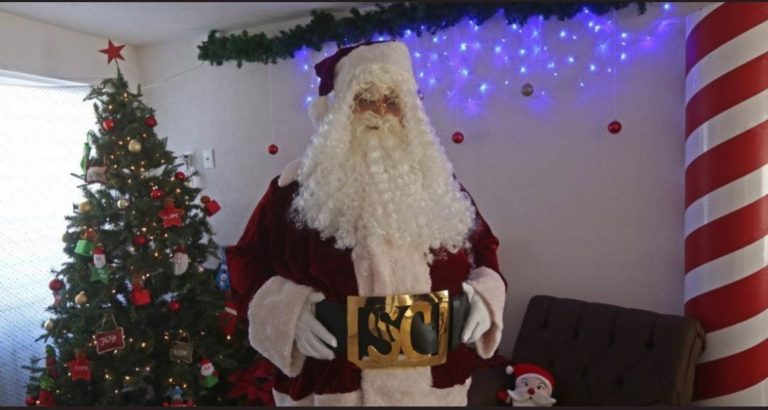 Al menos 18 adultos mayores perdieron la vida por Covid-19 luego que una persona vestida de Santa visitara el asilo donde residían