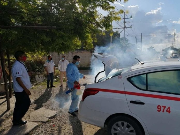 El gobernador Carlos Joaquín informó que una de las denuncias que más plantea la ciudadanía está relacionada con el cupo lleno en el transporte público, y recordó que, a través del número telefónico 983 1853403, se pueden realizar quejas, sugerencias y denuncias.