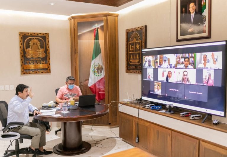 El Cabildo de Tulum aprobó enviar a la XVI legislatura del Estado de Quintana Roo, la iniciativa de decreto mediante la cual se reforma el artículo 128, fracciones II y IX de la Constitución Política del Estado libre y soberano de Quintana Roo, a fin de modificar los límites y anexar dos comunidades de Felipe Carrillo Puerto al municipio de Tulum.