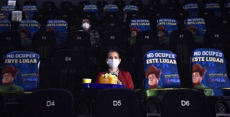 Crisis en cines mexicanos por Covid-19; 95% menos de ingresos que en 2019